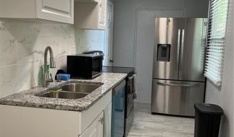 2485 HIGHLAND ACRES Dr B, Clearwater, FL 33761