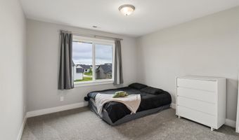 3510 NW Reinhart Dr, Ankeny, IA 50023