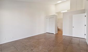 811 Kalpati Crk B, Carlsbad, CA 92008