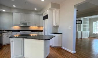 9715 WHITLEY PARK Pl #TH-11, Bethesda, MD 20814