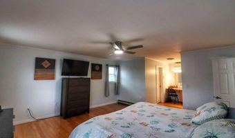 111 Windswept Dr E, Amsterdam, NY 12010