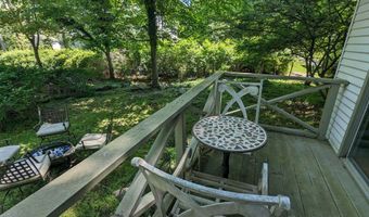 3 Wild Rose Ln Cottage, Darien, CT 06820