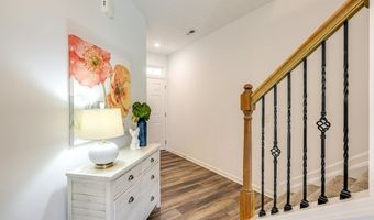 835-2 Dipper Ln, Aurora, OH 44202