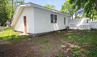 1035 Fairview Ave, Alma, MI 48801