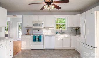 135 Brookhaven Ln, Advance, NC 27006