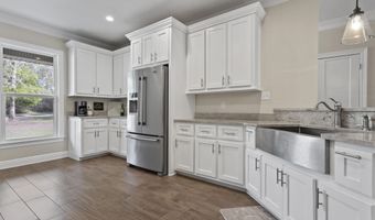9281 Liberty Rd, Biloxi, MS 39532