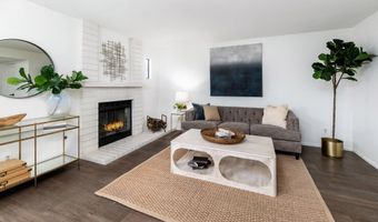 6882 Alderwood Dr, Carlsbad, CA 92011