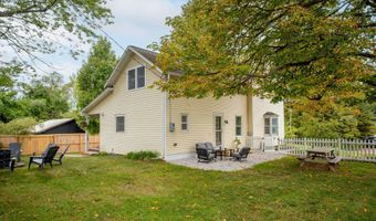 73733 Superior St, South Haven, MI 49090