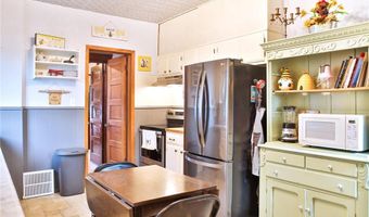 609 Oak Ln, Albert Lea, MN 56007