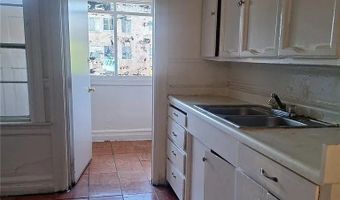 1943 Estrella Ave, Los Angeles, CA 90007