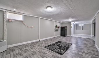 126 Leonore Rd, Amherst, NY 14226