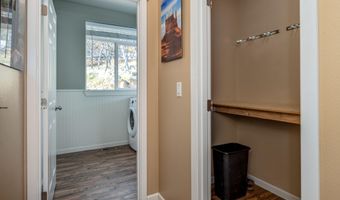 490 Conifer Way, Ashland, OR 97520