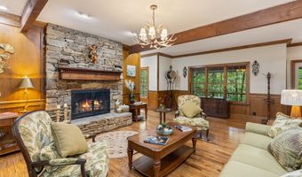 240 Upper Ridge Rd, Glenville, NC 28736