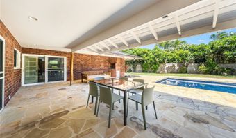 101 Kailuana Pl, Kailua, HI 96734
