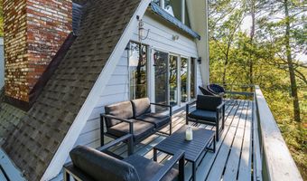 197 S ASPEN Way, Basye, VA 22810