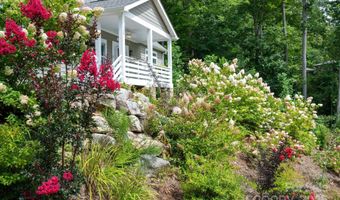 209 Patriots Dr, Asheville, NC 28805