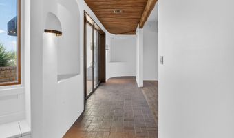 2304 FOX TAIL Trl, Carefree, AZ 85377