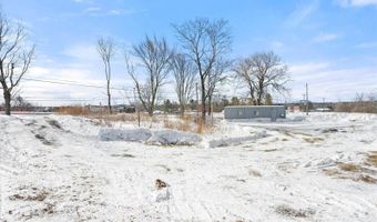 1425 Hammond St, Bangor, ME 04401