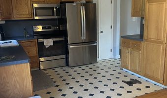 47 Robin St, Bristol, CT 06010