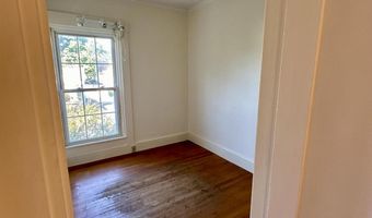 227 Essex St, Bangor, ME 04401