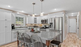 189 Poverty Branch Rd, Barnardsville, NC 28709