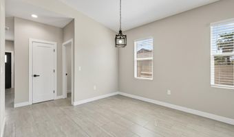 16 E Davis Ln, Avondale, AZ 85323