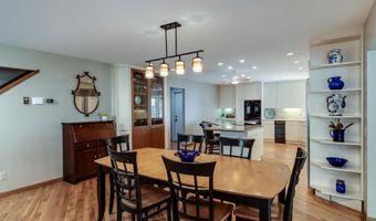 3154 Waucheeta Trl, Madison, WI 53711