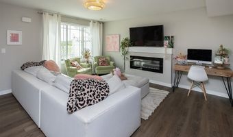 5707 NE Lowell Ln, Ankeny, IA 50021