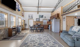 705 Vines St, Arab, AL 35016