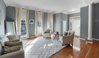 41863 CINNABAR Sq, Aldie, VA 20105