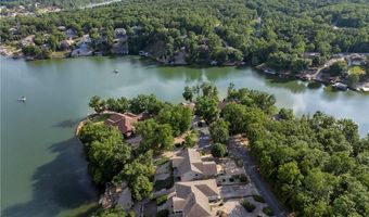 43 Strichen Ln, Bella Vista, AR 72715