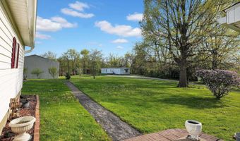 2204 30th St, Bedford, IN 47421