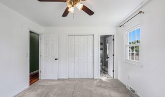 19 Midway Dr, Albany, NY 12205