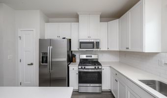 29 Athens Way, Aberdeen, NJ 07747