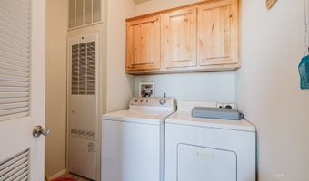 418 Cinnabar Ave, Elko, NV 89801