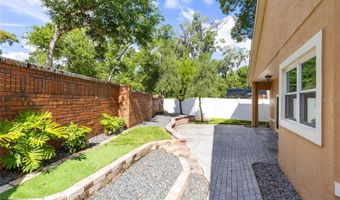 683 OAK HOLLOW Way, Altamonte Springs, FL 32714