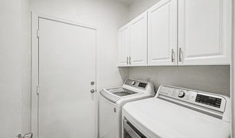 2073 E HAWKEN Way, Chandler, AZ 85286