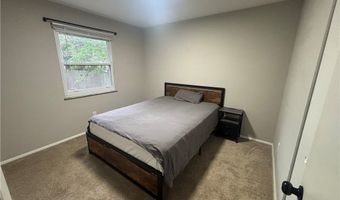 901 Jean Ave, Akron, OH 44310