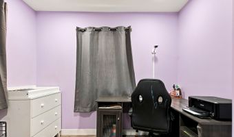 42680 N Lake Dr, Antioch, IL 60002
