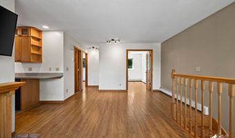 2044 Stonegate Cir, Anchorage, AK 99515