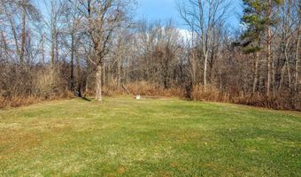 1612 W Glenville Rd, Amsterdam, NY 12010