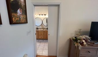 310 Arlington Dr, Batesville, IN 47006