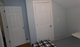 204 Hawthorne St, Alma, MI 48801
