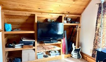 2 Bowles Ave, Bar Harbor, ME 04609