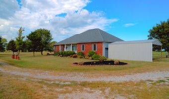 1011 12000 Rd, Altamont, KS 67330