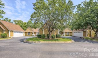 902 Woodlea Ct, Asheville, NC 28806