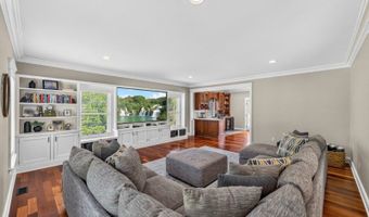 3 Walnut Trl, Andover, NJ 07860
