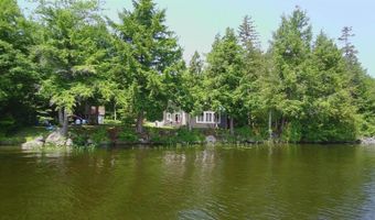 12 Beech Ridge Dr, Abbot, ME 04406
