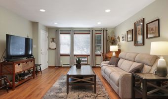 201 3rd Ave 4A, Belmar, NJ 07719