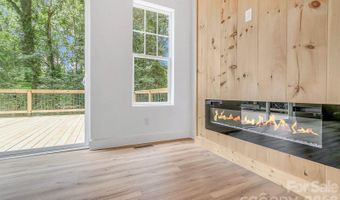 19 Green Valley Rd, Asheville, NC 28806